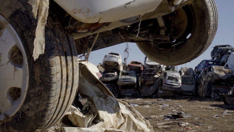 кадр из фильма Tots a una veu: Los desconocidos de la DANA