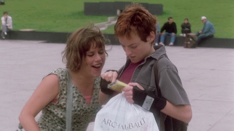 кадр из фильма Eldorado