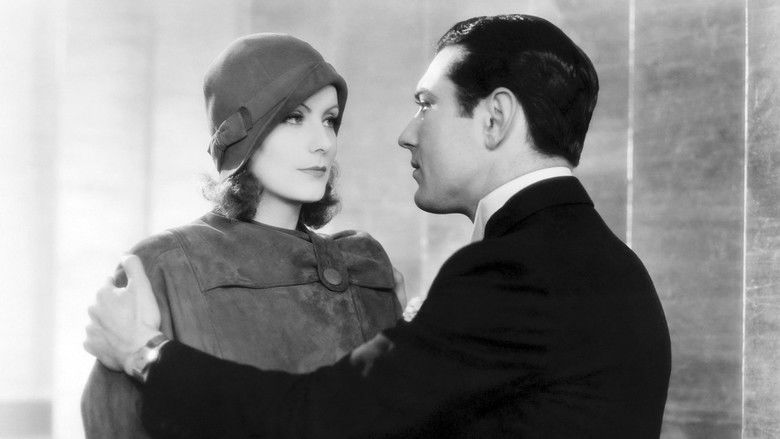 кадр из фильма Единый стандарт