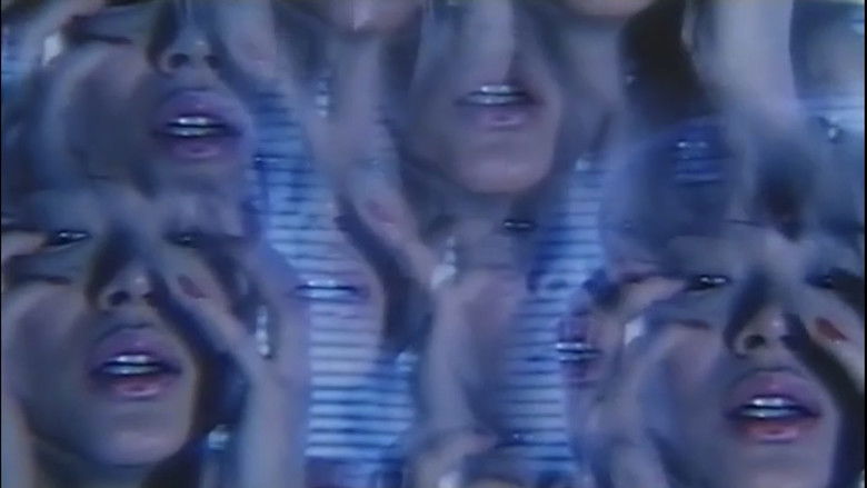 кадр из фильма 人間拷問　三段責め