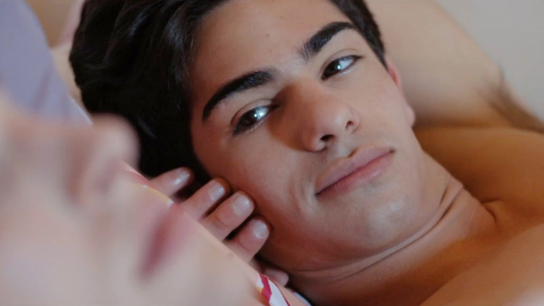 кадр из фильма Акрон