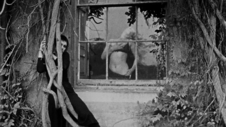 кадр из фильма Lilford Hall