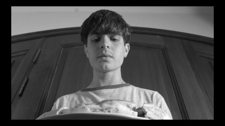 кадр из фильма Pascualina