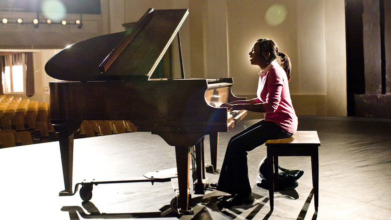 кадр из фильма Слава