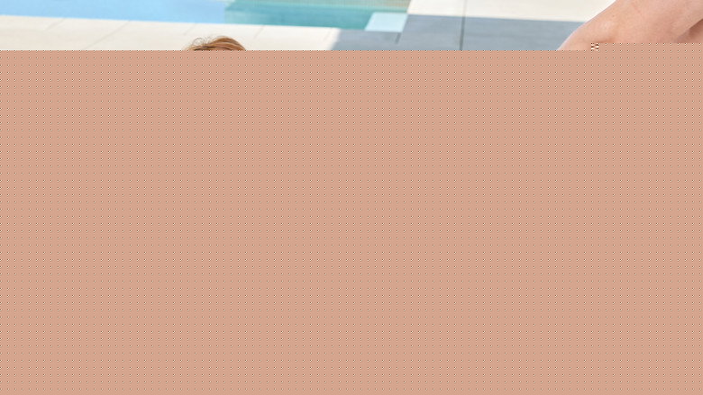 кадр из фильма Luxe Life