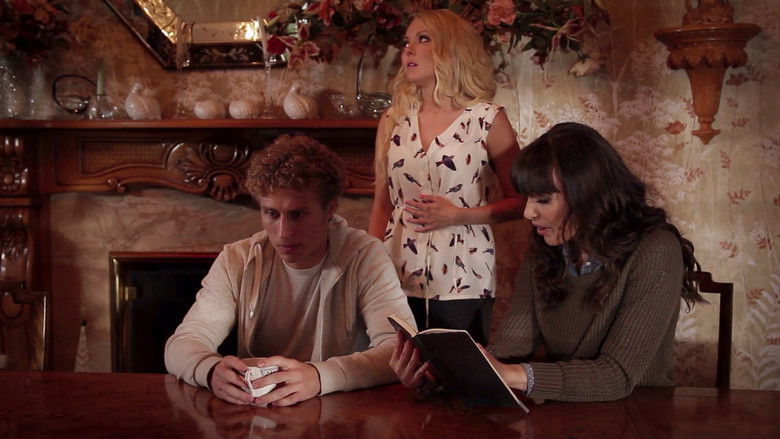 кадр из фильма Haunted Hearts