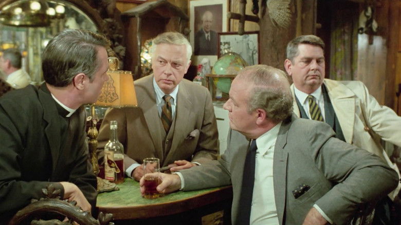 кадр из фильма The Sporting Club