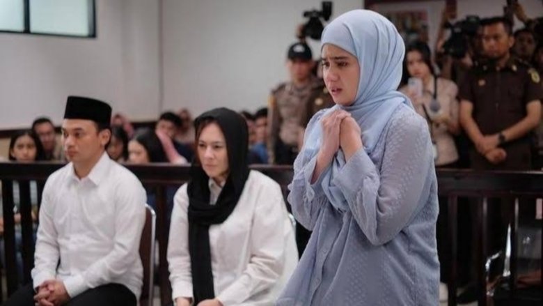 кадр из фильма Norma: Antara Mertua dan Menantu