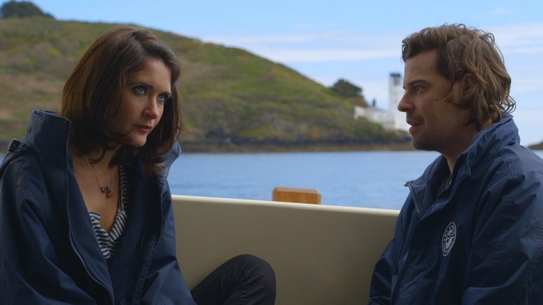 кадр из фильма Island Queen