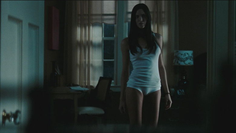 кадр из фильма Нерожденный