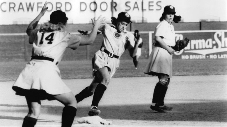 кадр из фильма Их собственная лига