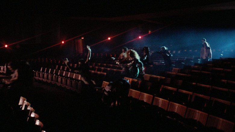 кадр из фильма Демоны