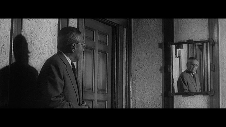 кадр из фильма Плохие спят спокойно