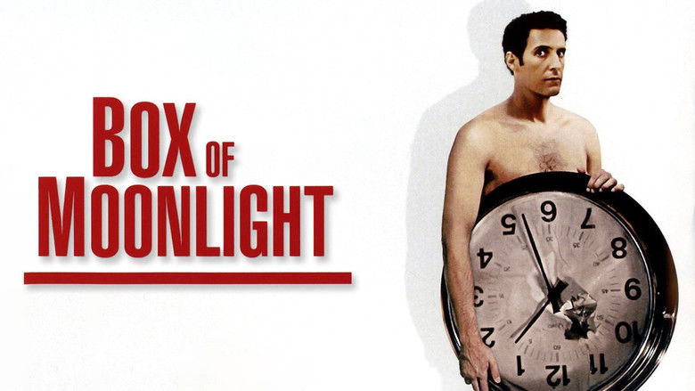 кадр из фильма Лунная шкатулка