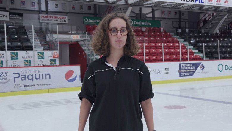 кадр из фильма Niaise pas avec la Puck