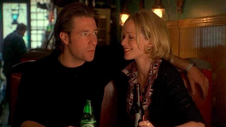 кадр из фильма No Looking Back