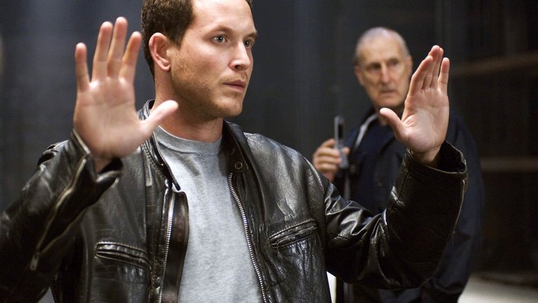 кадр из фильма Иллюзия допроса