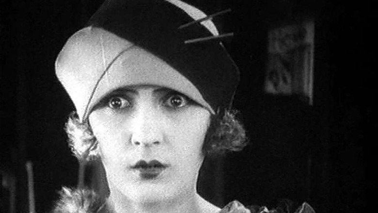 кадр из фильма Кукла с миллионами