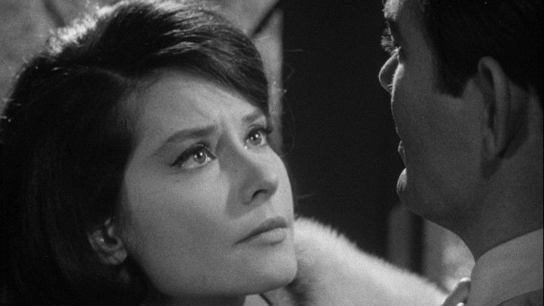 кадр из фильма The Unknown