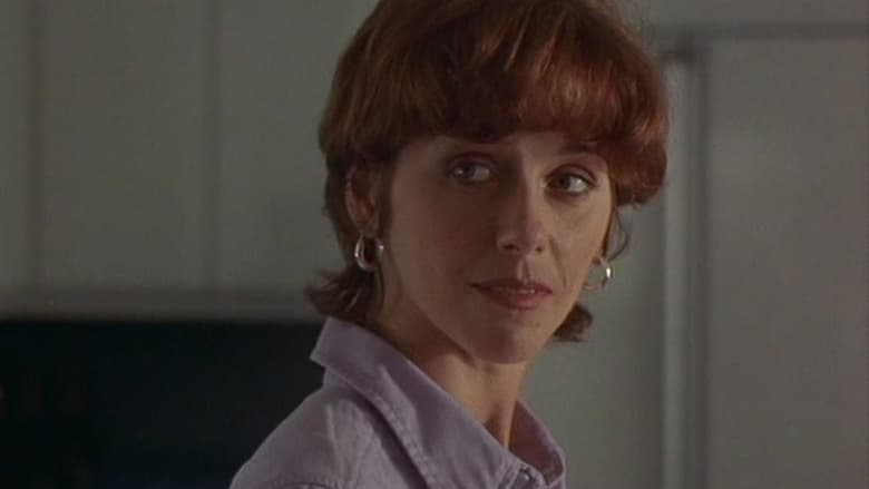 кадр из фильма Незнакомец в доме