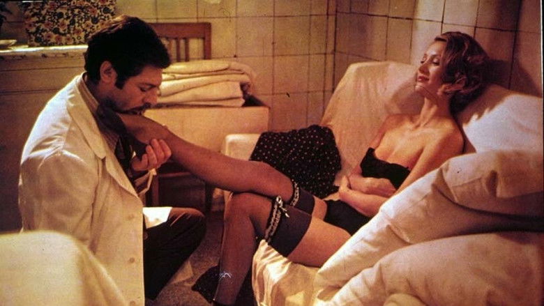 кадр из фильма По древним ступеням