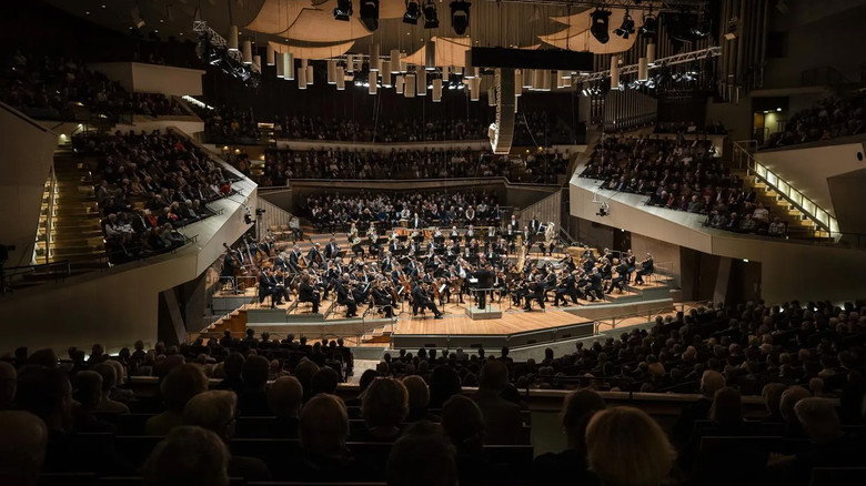кадр из фильма Berliner Philharmoniker: Silvesterkonzert 2026