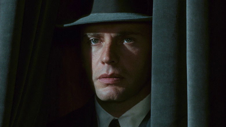 кадр из фильма Конформист