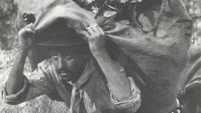 кадр из фильма Текут мутные воды