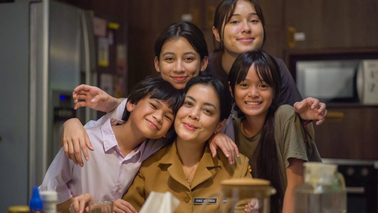 кадр из фильма Yang Lain Boleh Hilang Asal Kau Jangan