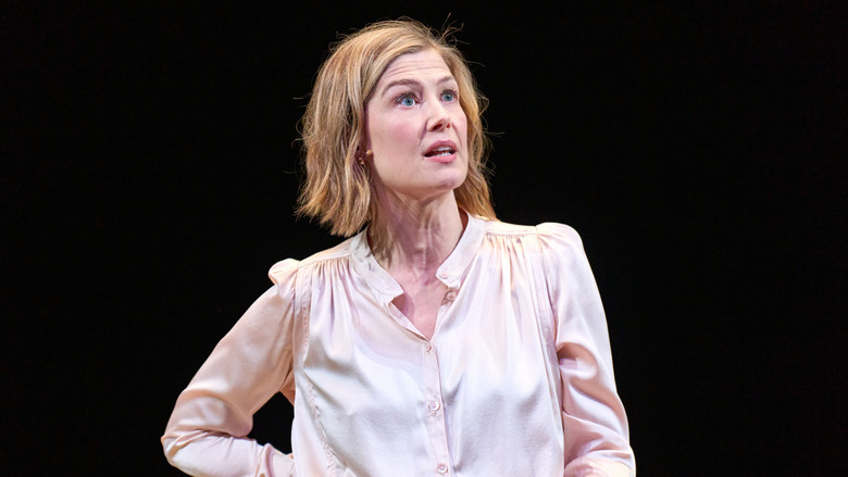 кадр из фильма National Theatre Live: Inter Alia