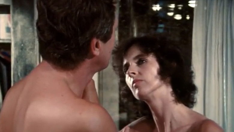 кадр из фильма Ведьма, явившаяся из моря