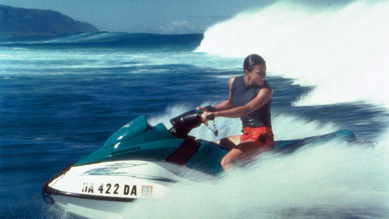 кадр из фильма Голубая волна