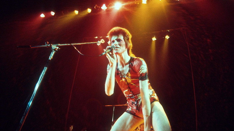 кадр из фильма David Bowie – A Legend in Review