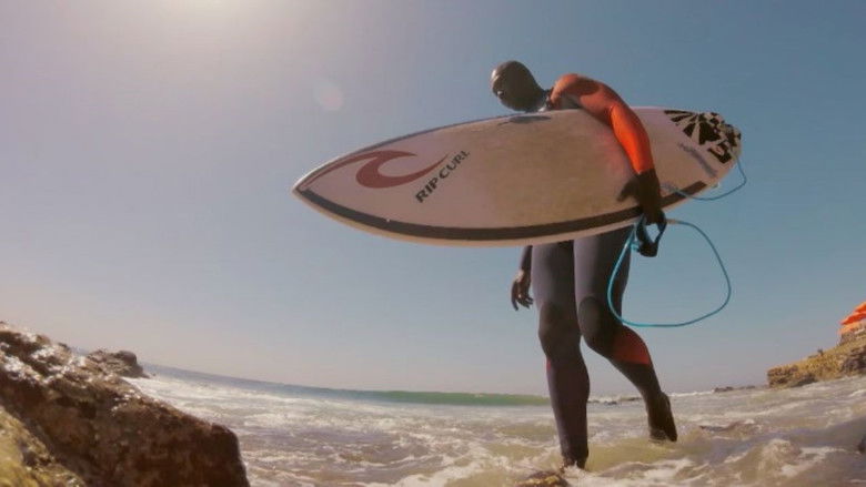 кадр из фильма Dakar Surf City