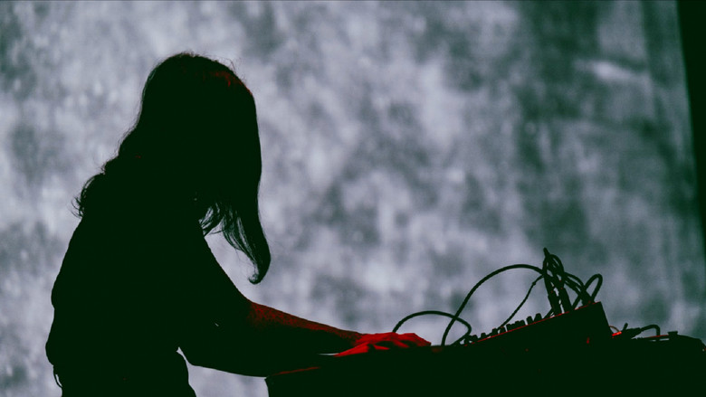 кадр из фильма Engine