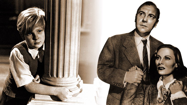 кадр из фильма Поверженный идол