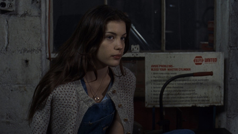 кадр из фильма Тяжелый