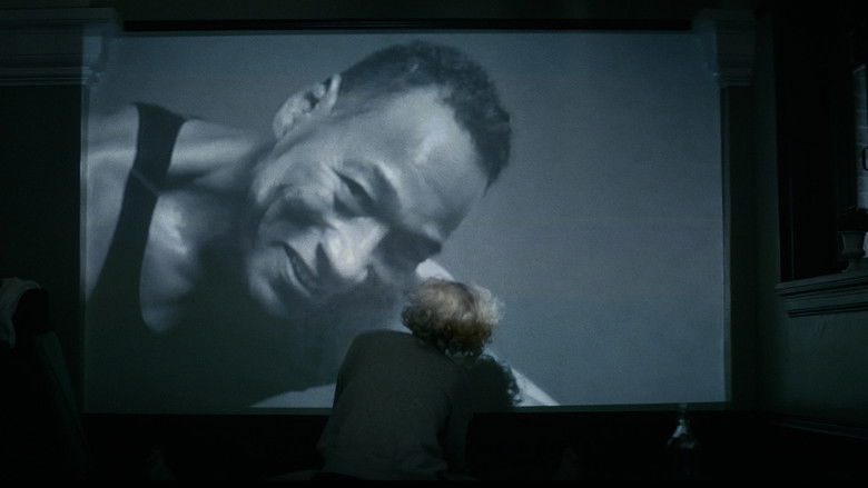 кадр из фильма Woman in Deep