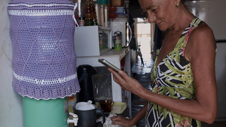 кадр из фильма LUZA