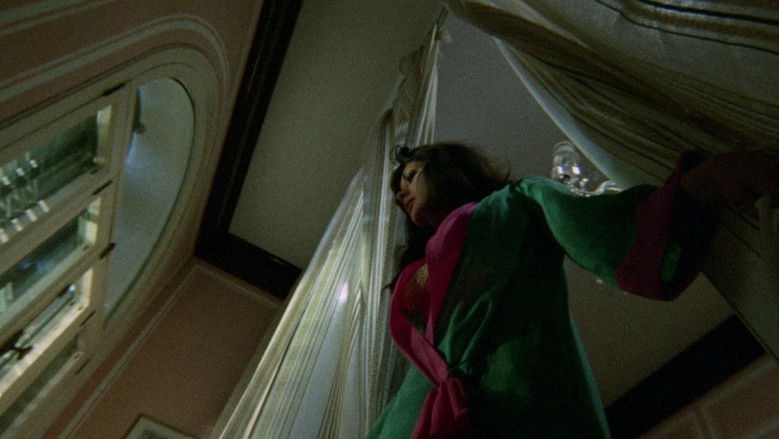 кадр из фильма Странный порок госпожи Уорд