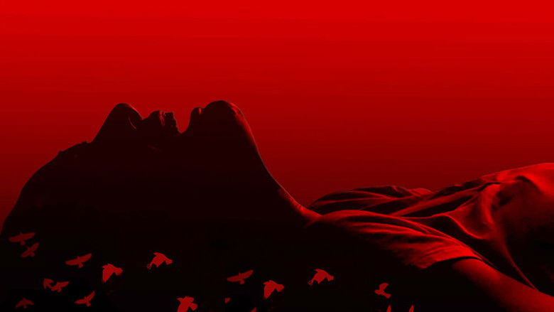 кадр из фильма Код тёмно-красный