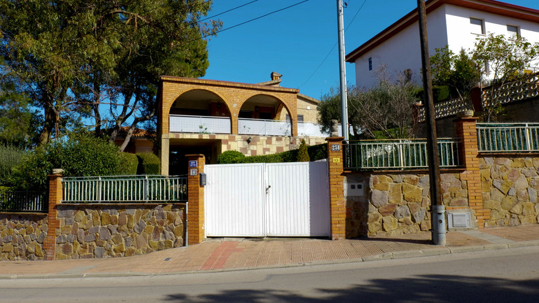 кадр из фильма BBQ