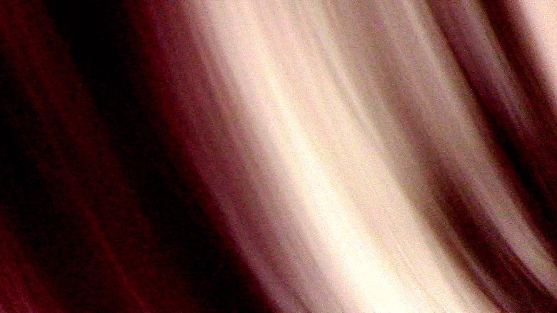 кадр из фильма dentro de la luz; un fuego