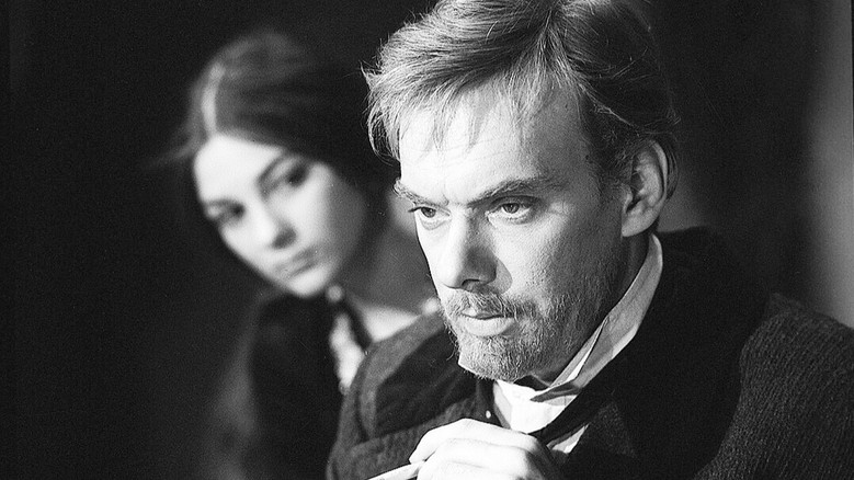 кадр из фильма Живой труп