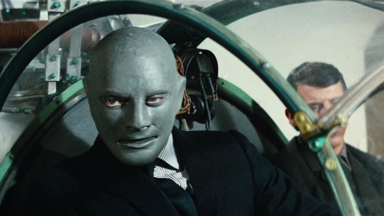 кадр из фильма Фантомас против Скотланд-Ярда