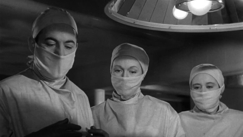 кадр из фильма Green for Danger