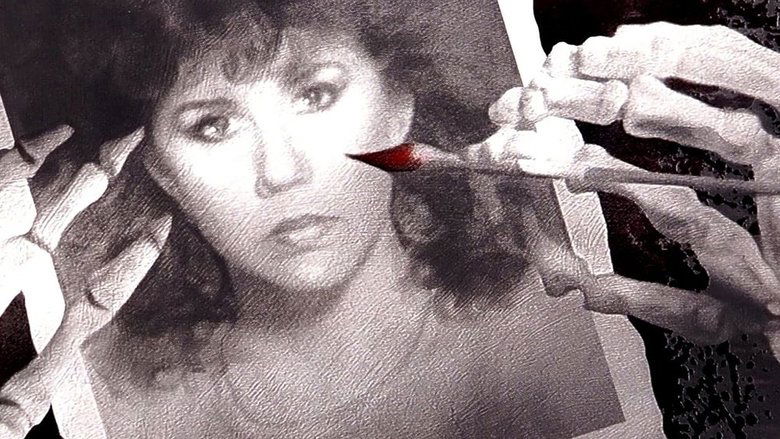 кадр из фильма Незнакомец в нашем доме