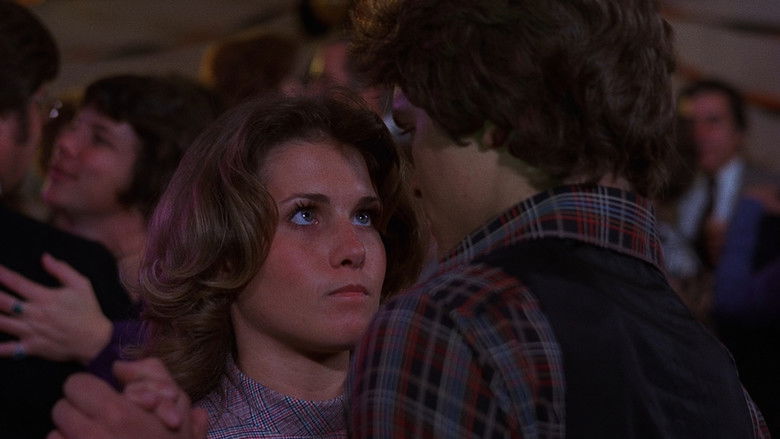 кадр из фильма Убийство в школе