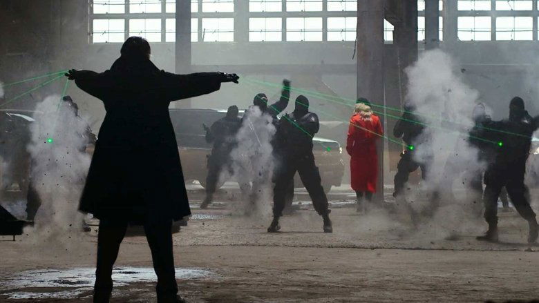 кадр из фильма Полярный