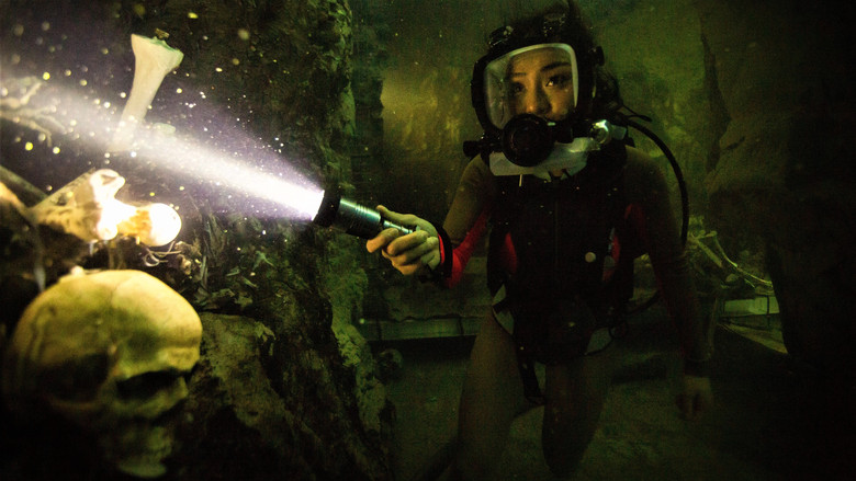 кадр из фильма Синяя бездна 2